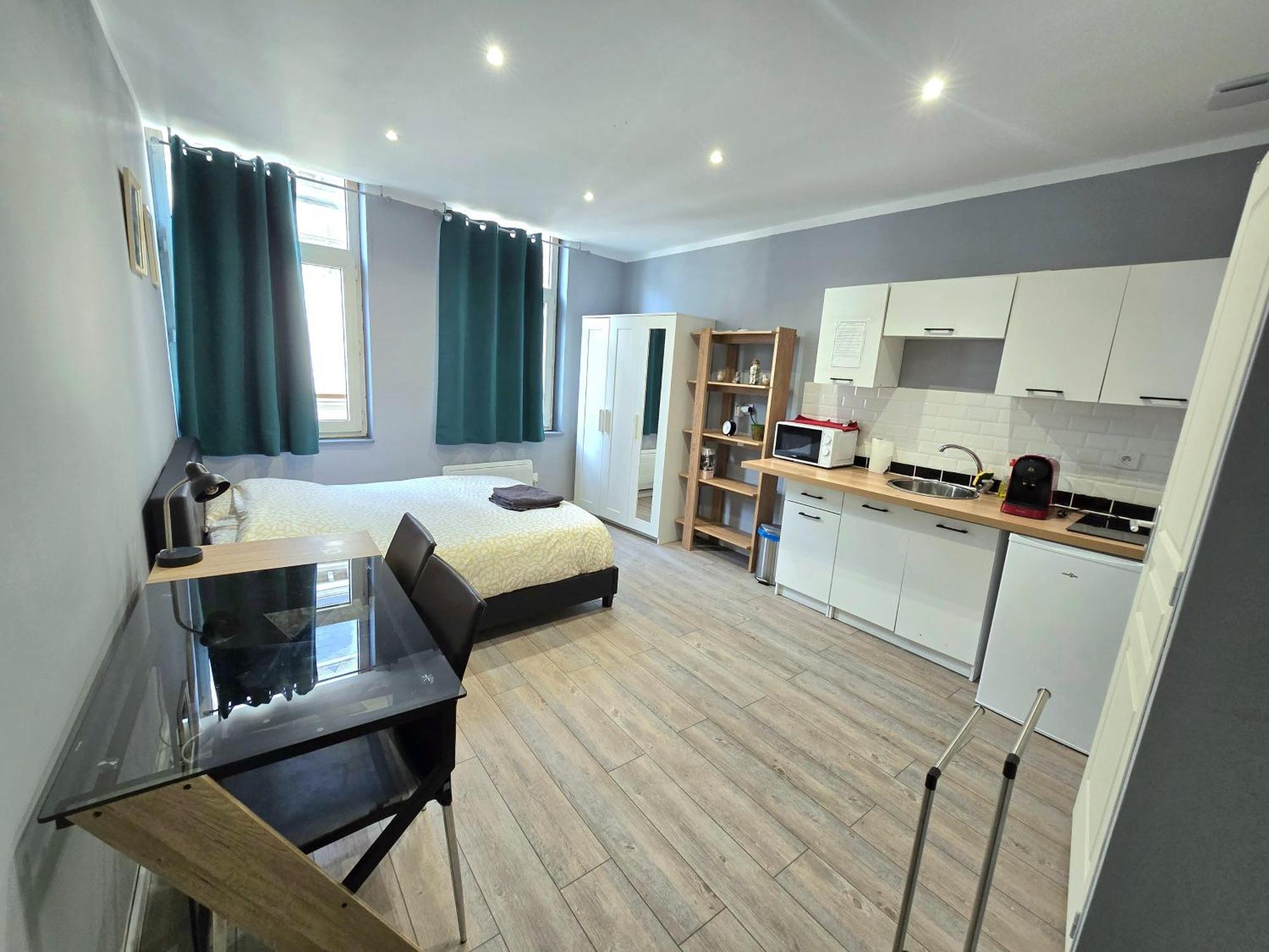 Appartement Hypercentre 301 +Wifi+Independant+ Cuisine Toilette Salle De Bain Privative Βαλενσιέν Εξωτερικό φωτογραφία